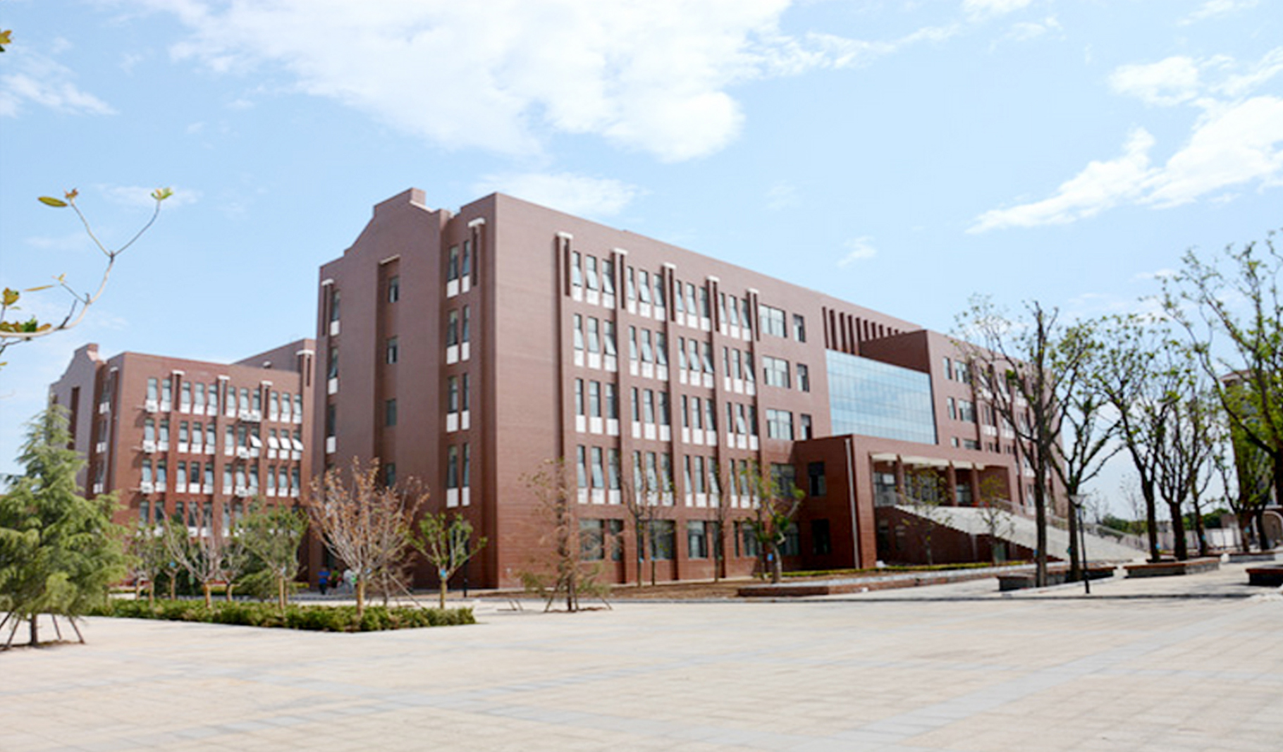 陕西西咸新区秦汉新城清华大学附属中学项目
